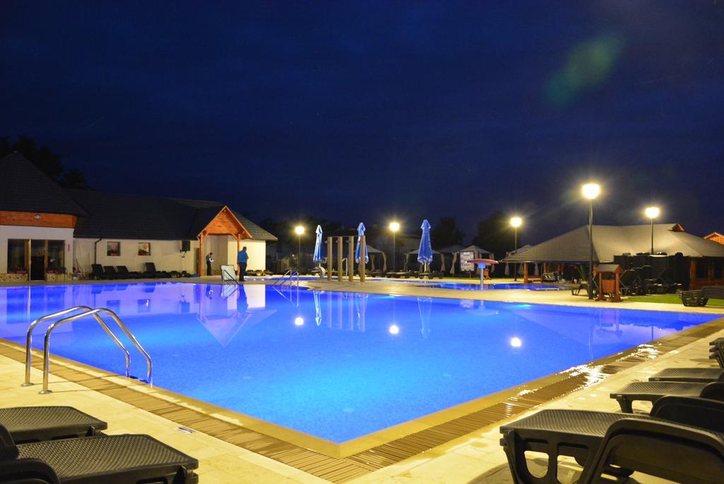 Pension La Taticu Săcălăşeni Esterno foto